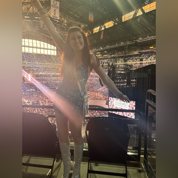 Wetkiss Silver Rhinestone Boots Size 7.5 Worn Once - Picture 7 of 7